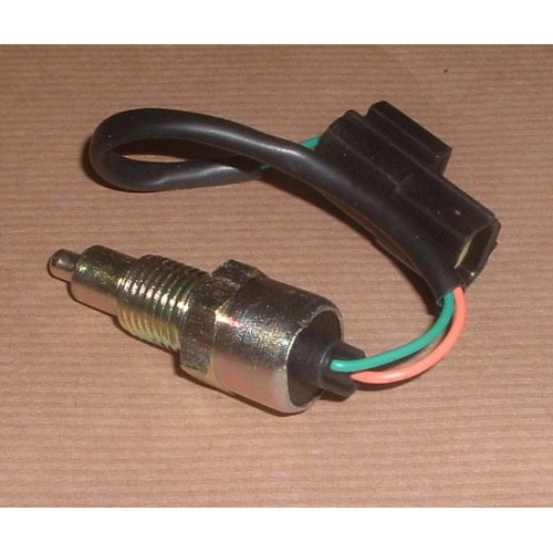 SWITCH REVERSE LIGHT AMR3918