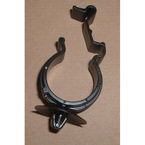 COOLANT HOSE CLIP ESR2662