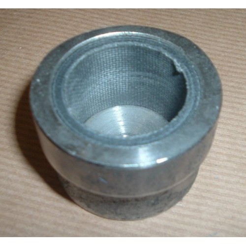 HOUSING AND BUSH HOUSING AND BUSH