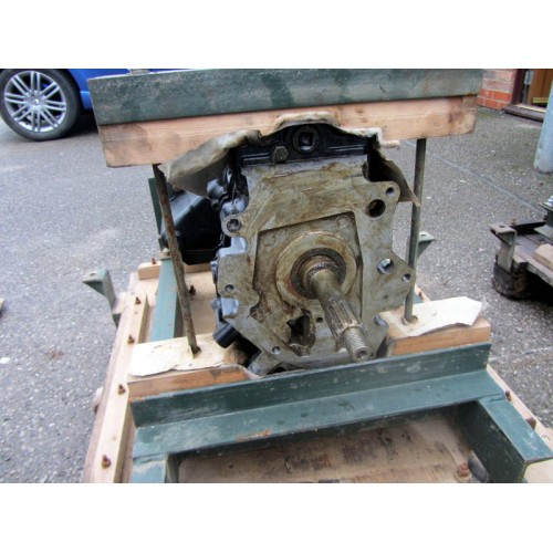 LT77 5 SPEED GEARBOX ASSEMBLY MOD RECONDITIONED TRC103150